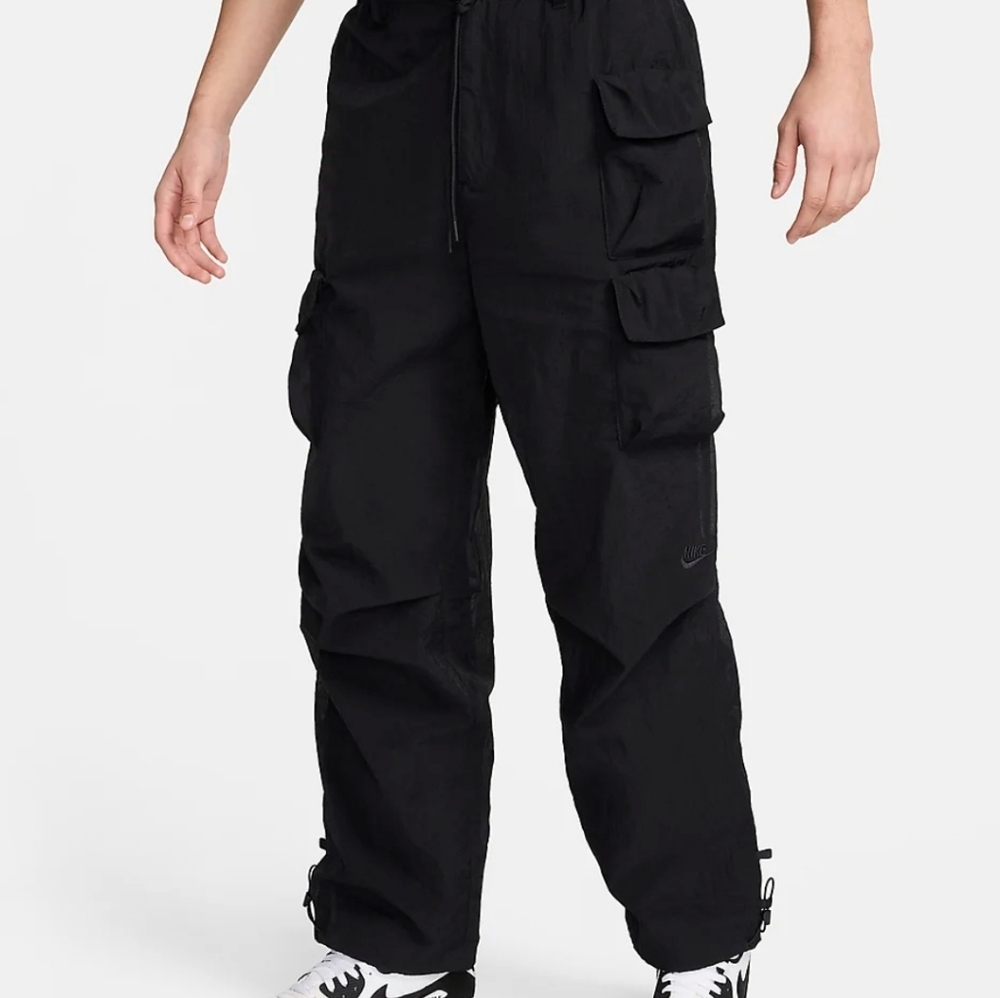 Brand New Nike Tech PackMen's Woven Lined PantsSize M